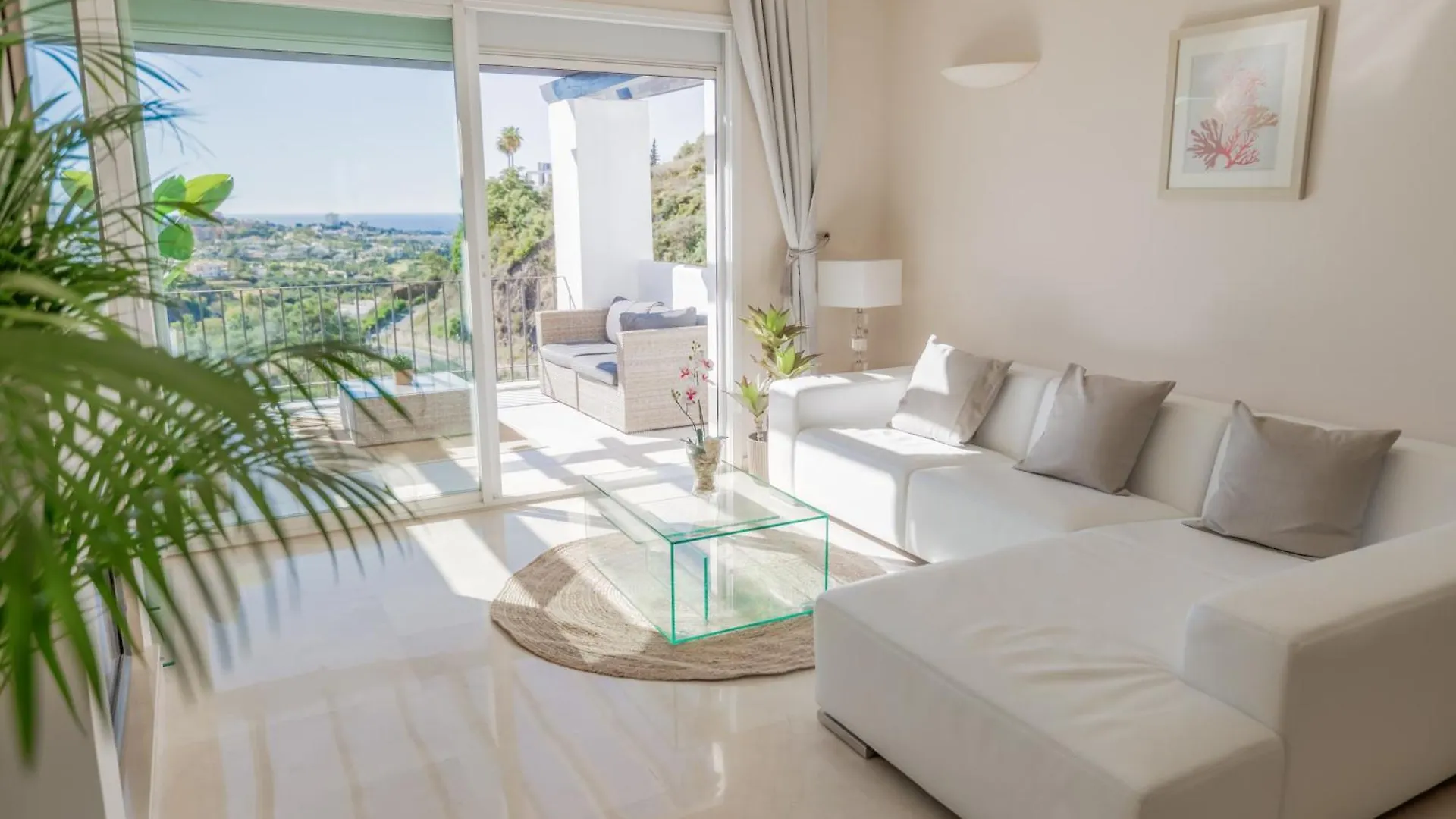 Beautiful Apartment Amazing Views And Pool Malaga
